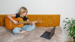 Learn Guitar in Comfort with Kansas City Guitar Lessons